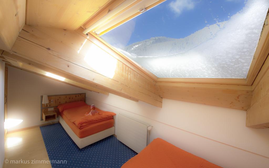 Haus Maryland Lägenhet Zermatt Rum bild
