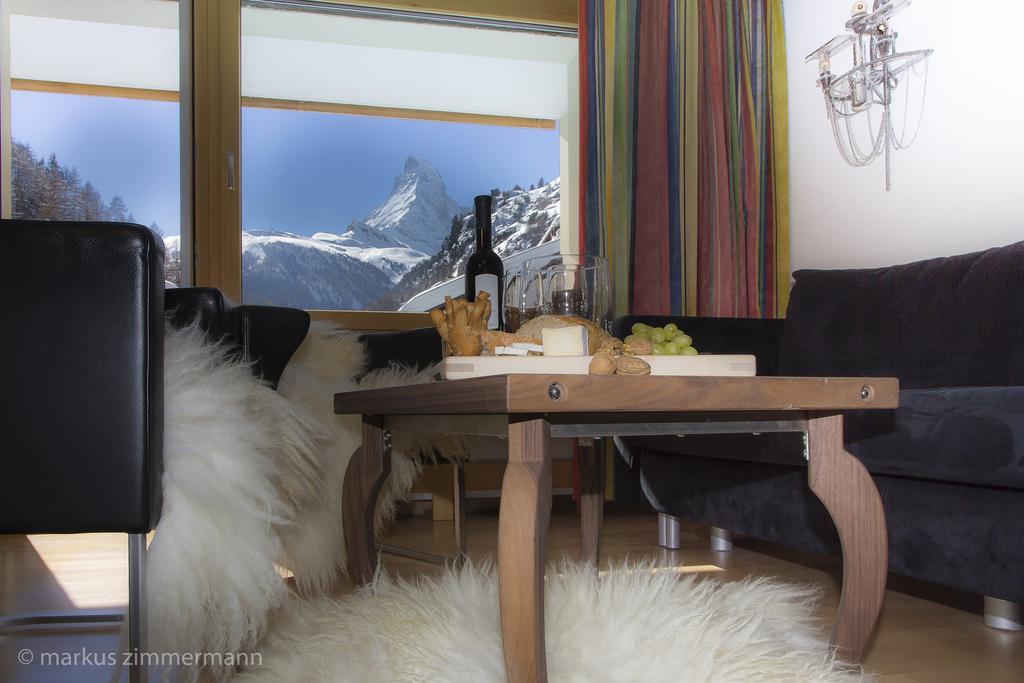 Haus Maryland Lägenhet Zermatt Rum bild